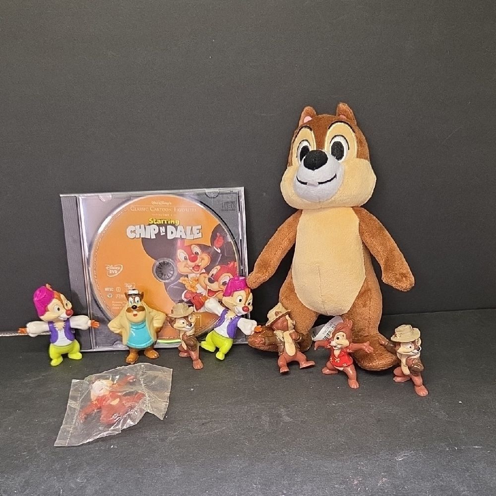 Disney Dale Plush- 7.5 Inches Dvd Cartoon Favorites And 8 Figures